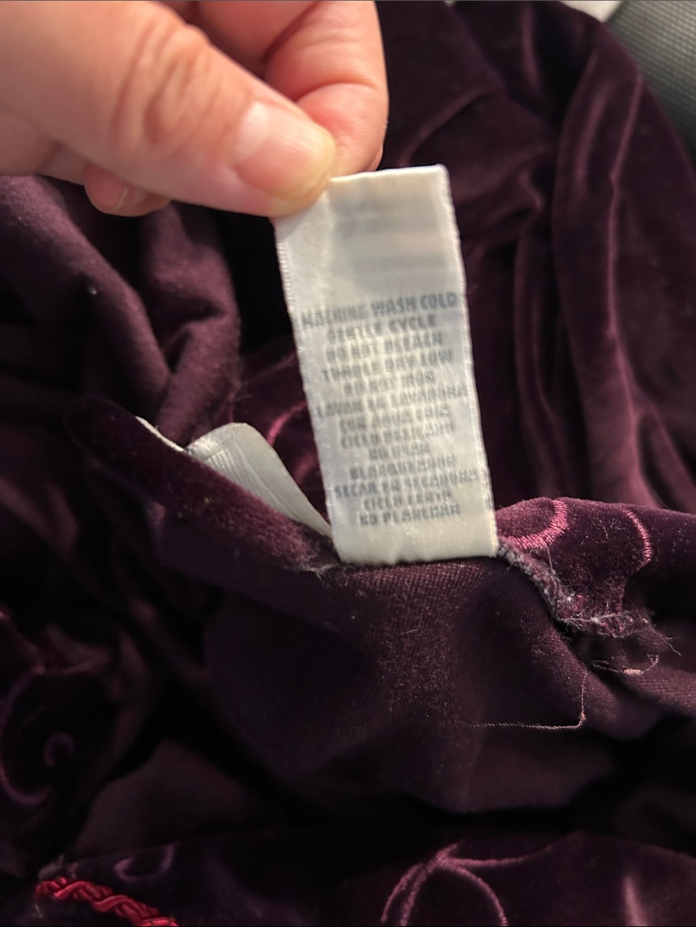 Jasmine Rose Purple Velvet/Velour Robe 2 Side Pockets Embroidered Trim Size S - Picture 10 of 10
